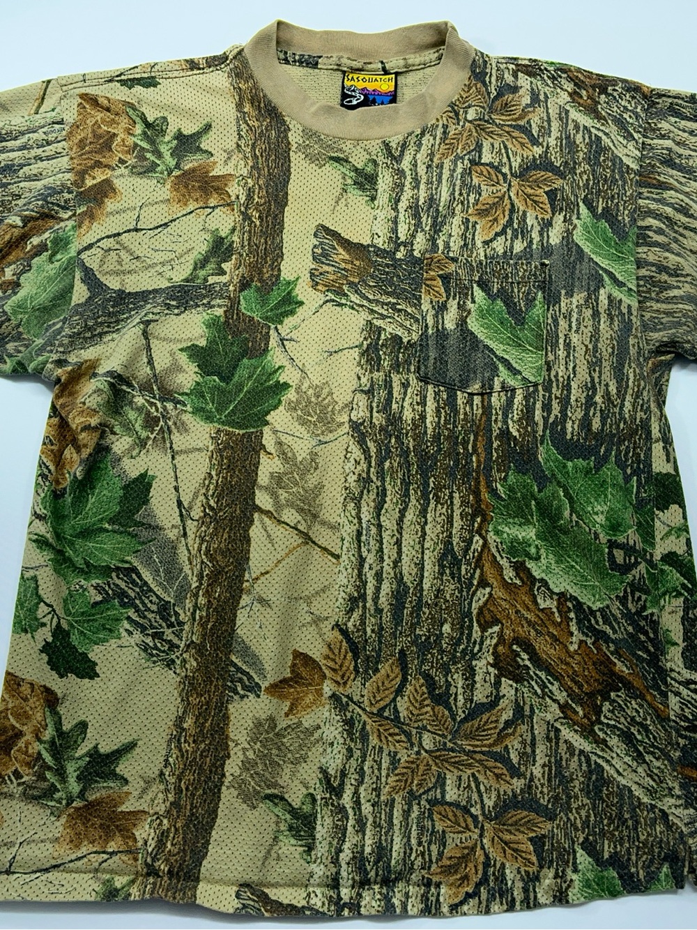 RealTree Camo Pocket T-shirt Mens Size XL Perforated Made USA Sasquatch Vintage